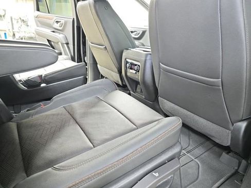 Used 2022 Chevrolet Tahoe High Country image 15