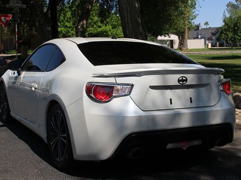 Used 2014 Scion FR-S image 24