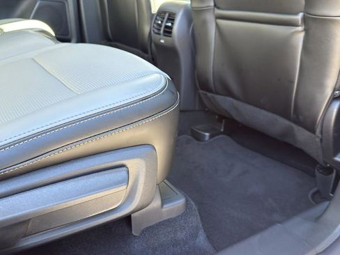 Certified 2025 Ford Escape Platinum w/ Class II Trailer Tow Package image 27