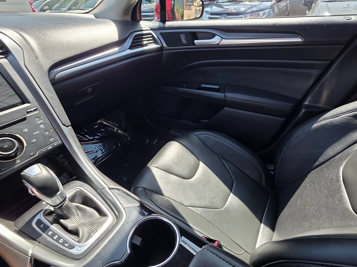 Used 2014 Ford Fusion Titanium FWD image 37