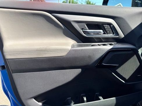 Used 2026 Chevrolet Silverado EV Trail Boss AWD/4WD image 18