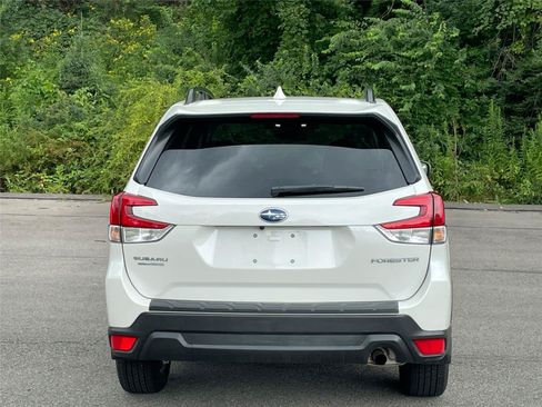 Used 2021 Subaru Forester Premium w/ Popular Package #1 AWD/4WD image 4