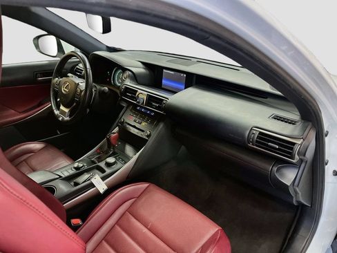 Used 2019 Lexus IS 300 F Sport w/ F Sport Package RWD image 29