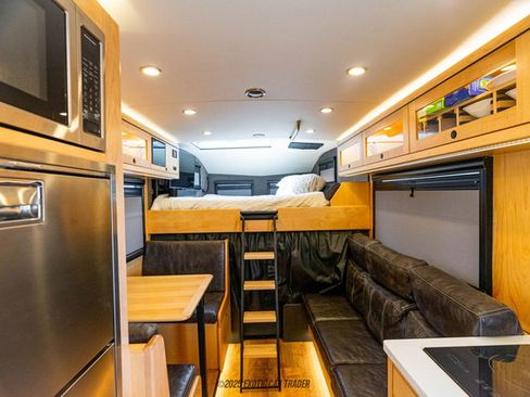 Used 2022 Ford F550 4x4 Crew Cab Super Duty image 68