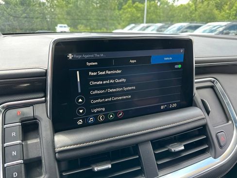 Used 2021 GMC Yukon XL AT4 w/ AT4 Premium Plus Package AWD/4WD image 63
