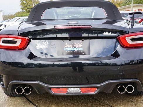Used 2018 FIAT 124 Spider Abarth image 9