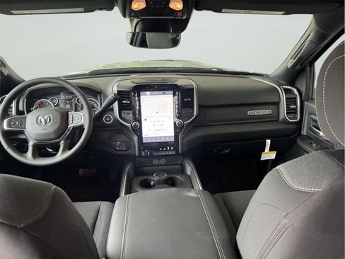 New 2026 RAM 2500 Big Horn AWD/4WD image 12