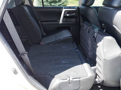 Used 2020 Toyota 4Runner SR5 Premium w/ Moonroof Package AWD/4WD image 55