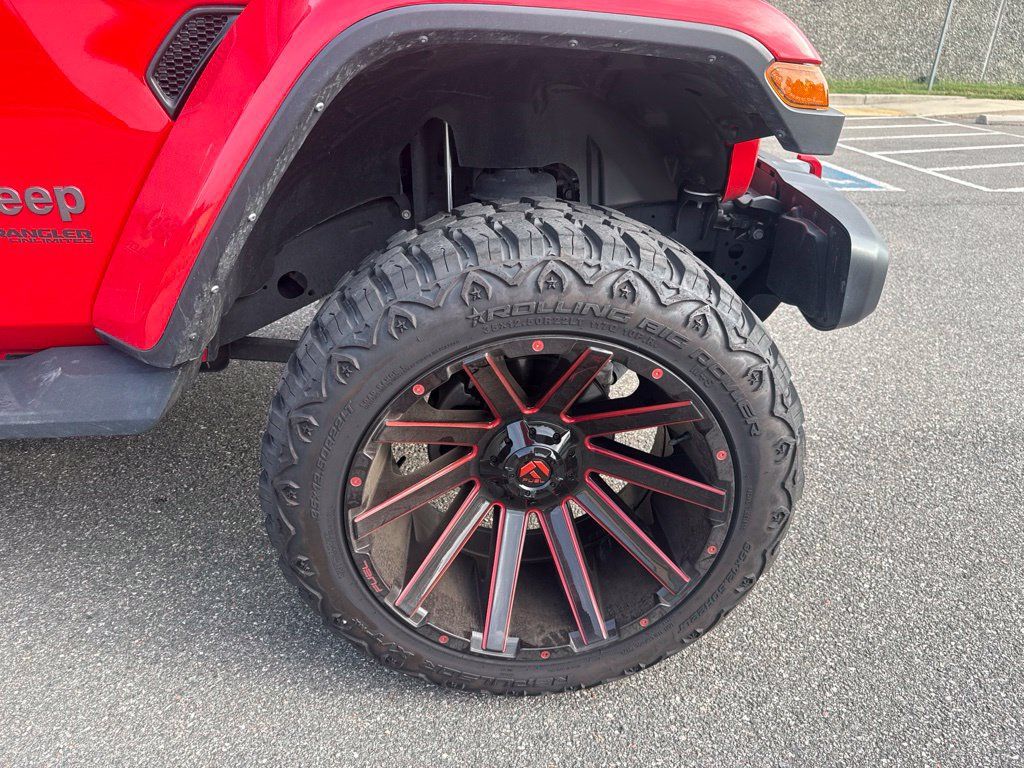 Used 2021 Jeep Wrangler Unlimited Rubicon AWD/4WD image 10