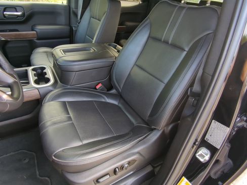 Used 2019 Chevrolet Silverado 1500 High Country w/ Technology Package AWD/4WD image 57