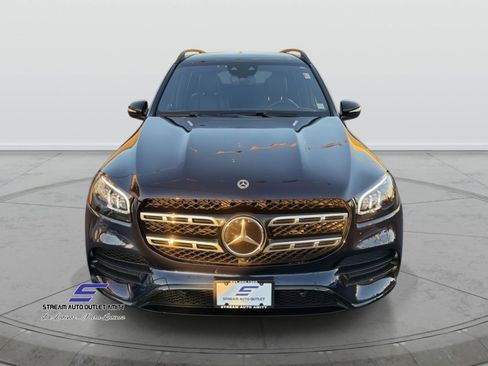 Used 2022 Mercedes-Benz GLS 450 4MATIC image 2