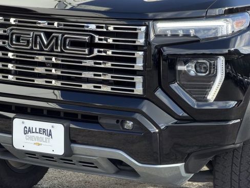 Certified 2023 GMC Canyon Denali w/ Denali Black Edition AWD/4WD image 8