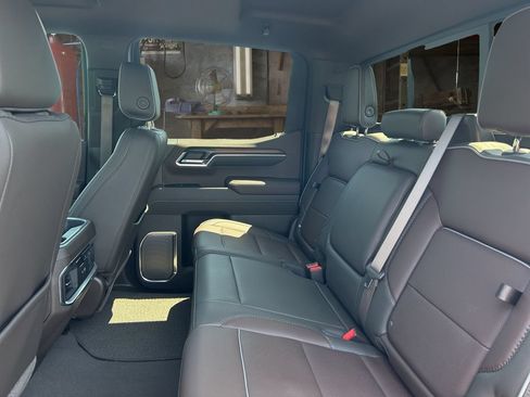 Certified 2025 GMC Sierra 1500 Denali AWD/4WD image 16