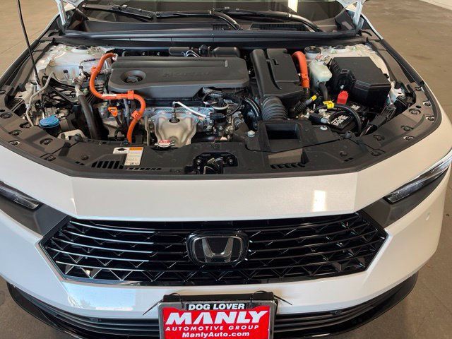 Used 2024 Honda Accord Touring image 9