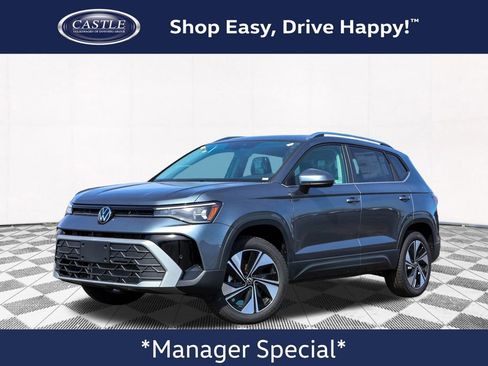 New 2025 Volkswagen Taos SE image 1