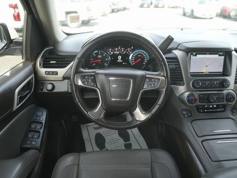 Used 2018 GMC Yukon Denali w/ Denali Ultimate Package image 22