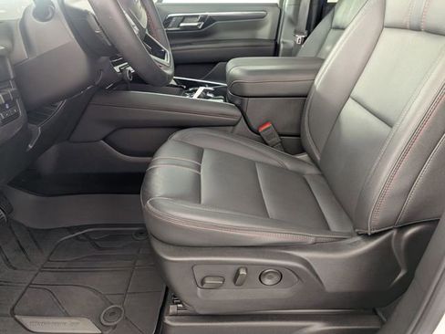 Used 2025 Chevrolet Tahoe RST w/ RST Capability Package AWD/4WD image 16