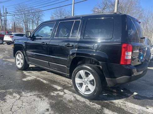 Used 2015 Jeep Patriot Latitude image 6