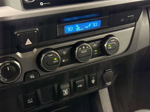 Certified 2023 Toyota Tacoma TRD Off-Road AWD/4WD image 24