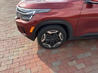 Used 2026 Kia Seltos SX w/ SX Sunroof Package AWD/4WD video 2