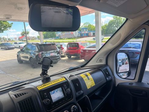 Used 2019 RAM ProMaster 2500 FWD image 9
