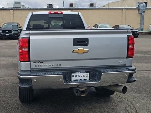 Used 2019 Chevrolet Silverado 2500 LTZ w/ Duramax Plus Package AWD/4WD image 7