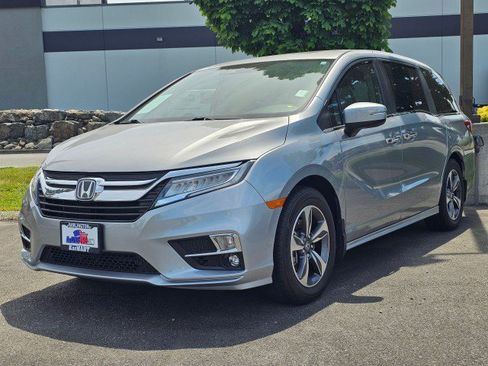 Used 2018 Honda Odyssey Touring image 7
