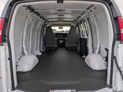 New 2025 Chevrolet Express 2500 w/ Driver Convenience Package image 29