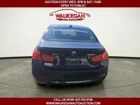 Used 2013 BMW 320i xDrive Sedan image 6
