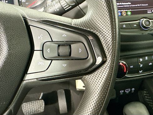 Used 2021 Chevrolet TrailBlazer LS FWD image 14