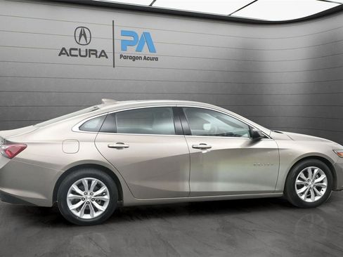 Used 2022 Chevrolet Malibu LT image 25