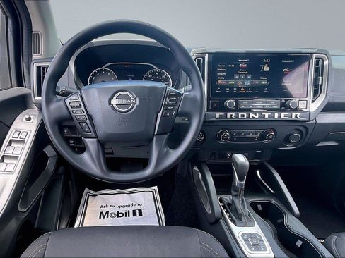 Certified 2026 Nissan Frontier SV w/ Tow Package AWD/4WD image 6