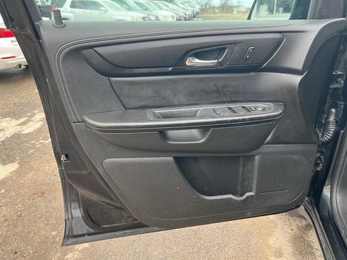 Used 2015 Chevrolet Traverse LT w/ Style and Technology Package AWD/4WD image 8