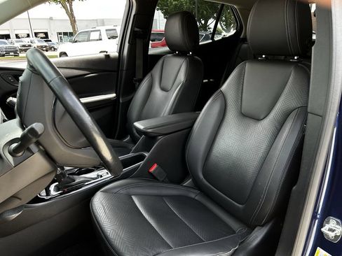 Used 2023 Buick Encore GX Essence w/ Experience Buick Package FWD image 27