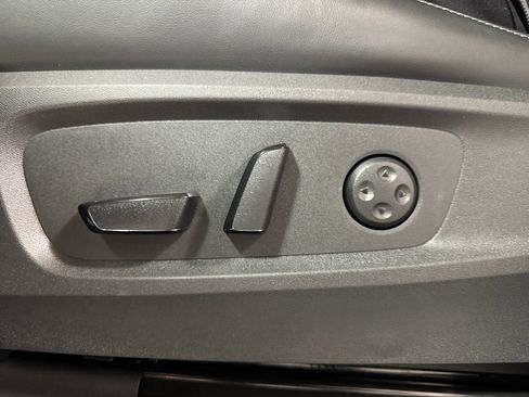 Certified 2025 INFINITI QX60 Pure image 14