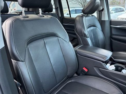 Certified 2022 Jeep Grand Cherokee Limited image 27