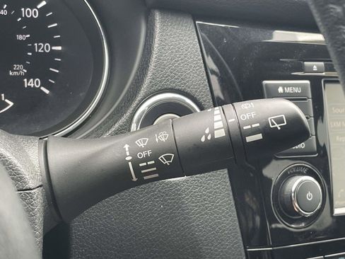 Used 2019 Nissan Rogue SL w/ Premium Package AWD/4WD image 23