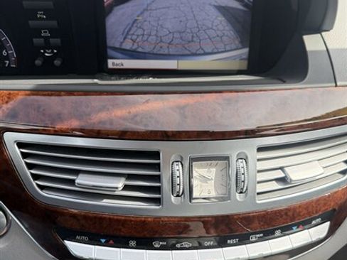 Used 2010 Mercedes-Benz S 550 S 550 image 24
