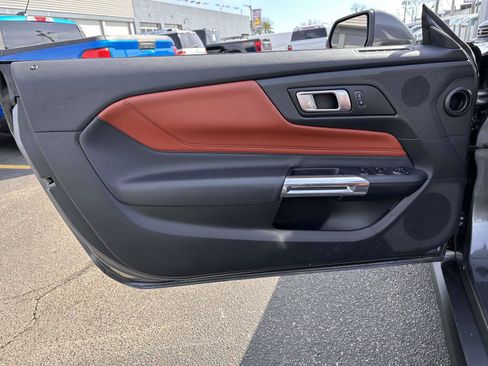 Certified 2025 Ford Mustang Premium image 9