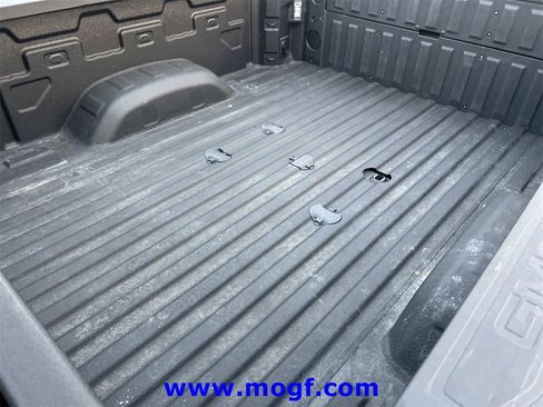 Used 2024 GMC Sierra 2500 AT4X image 21