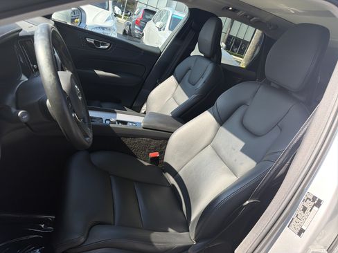 Used 2019 Volvo XC60 T5 Inscription w/ Protection Package Premier FWD image 16