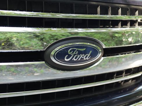 Used 2019 Ford F150 XLT w/ Equipment Group 301A Mid AWD/4WD image 31