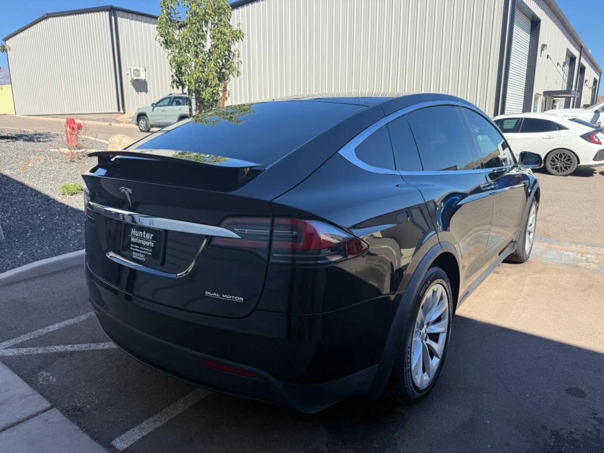 Used 2019 Tesla Model X Performance AWD/4WD image 7