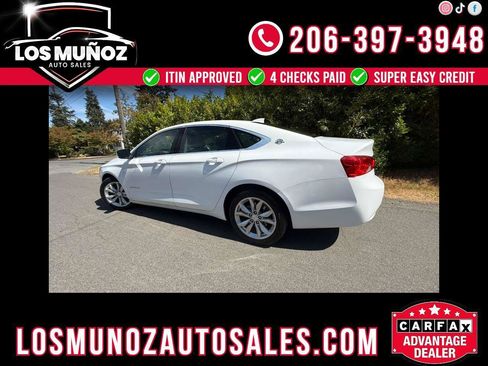 Used 2018 Chevrolet Impala LT FWD image 1
