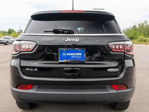 Used 2019 Jeep Compass Latitude AWD/4WD image 7