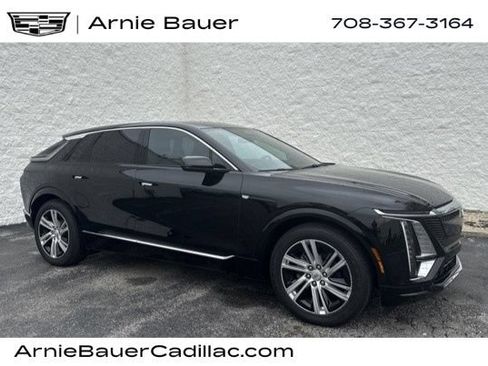 Used 2024 Cadillac Lyriq Tech AWD/4WD image 1