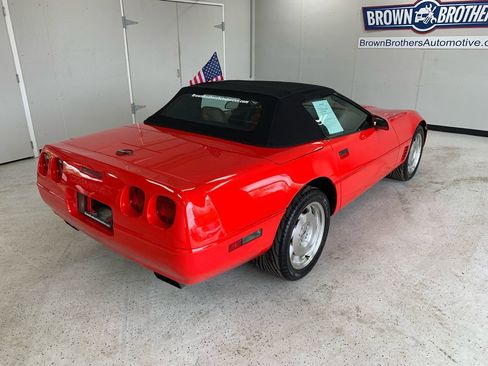 Used 1996 Chevrolet Corvette Convertible image 7