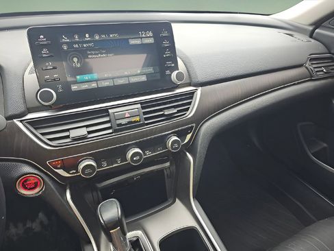 Used 2019 Honda Accord EX-L image 9