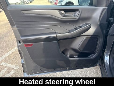 Used 2023 Ford Escape Active image 11