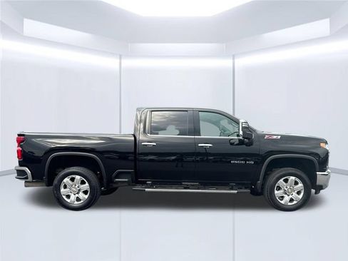 Used 2022 Chevrolet Silverado 2500 LTZ w/ LTZ Plus Package AWD/4WD image 14
